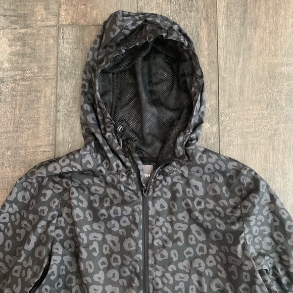 Joe Fresh Active Leopard Zip-Up Jacket - Picture 3 of 8